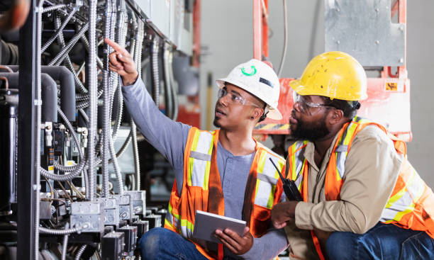 Best Circuit Breaker Repair  in Alhambra, CA